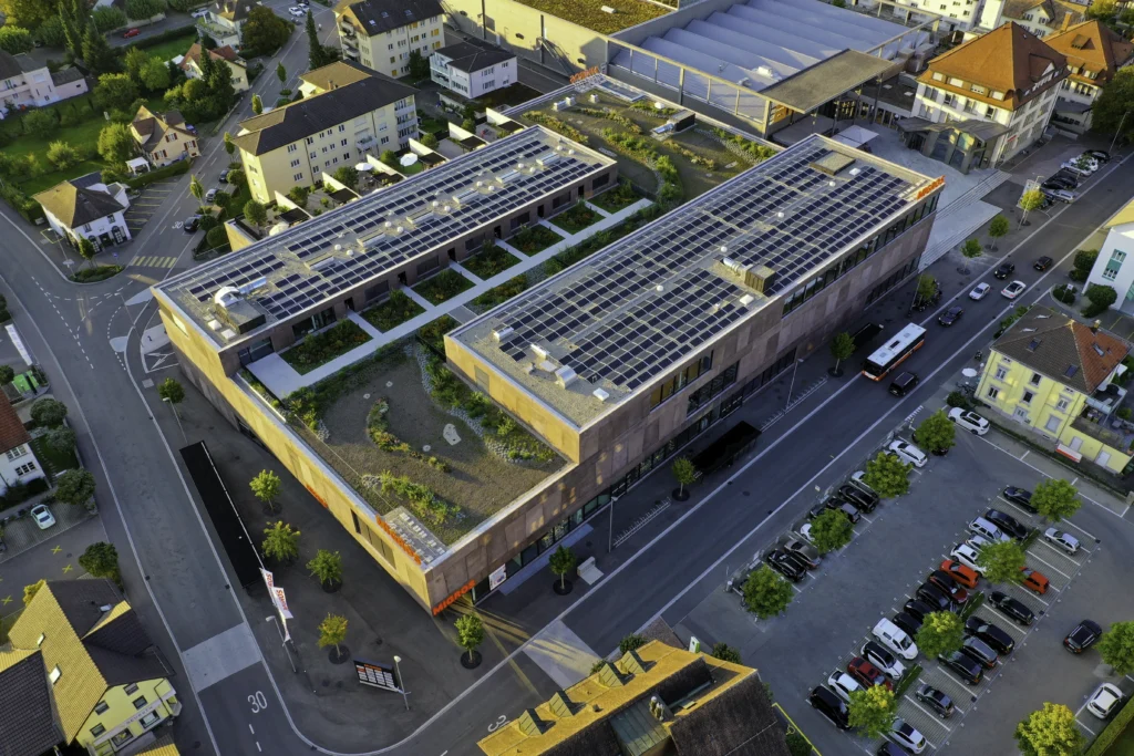 Einkaufszentrum_Mirgos_Amriville
